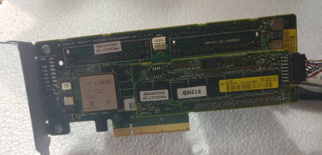 RAID kontroler HP Smart Array P400 SAS