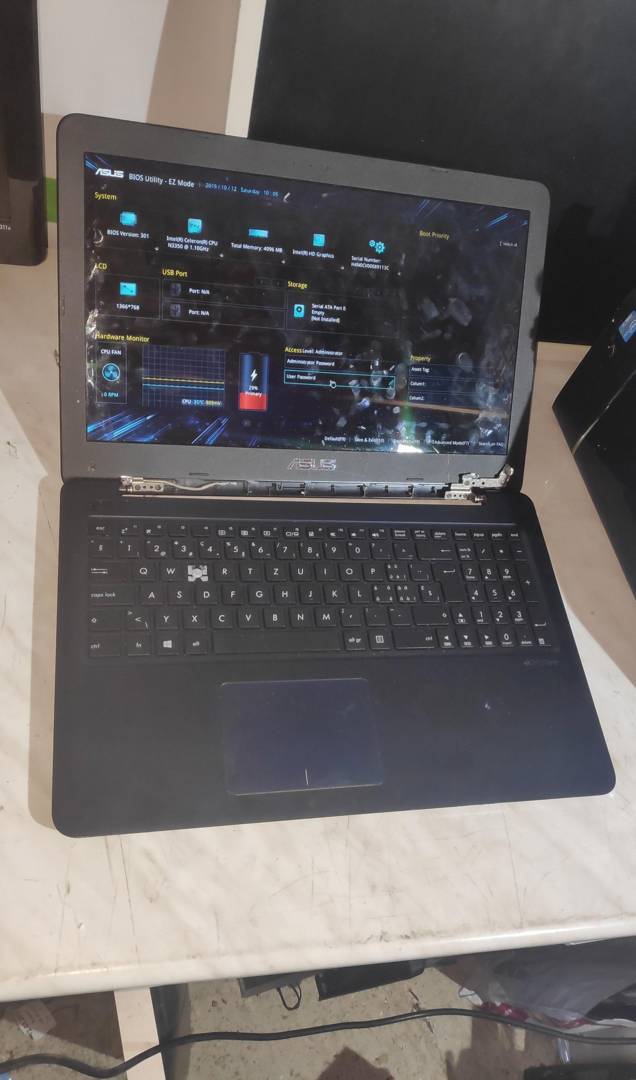 Delovi za laptop Asus R517N Intel Celeron