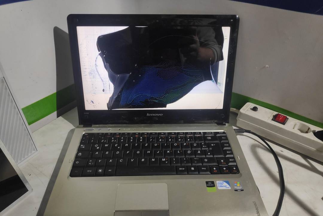 Части за лаптоп Lenovo IdeaPad U350