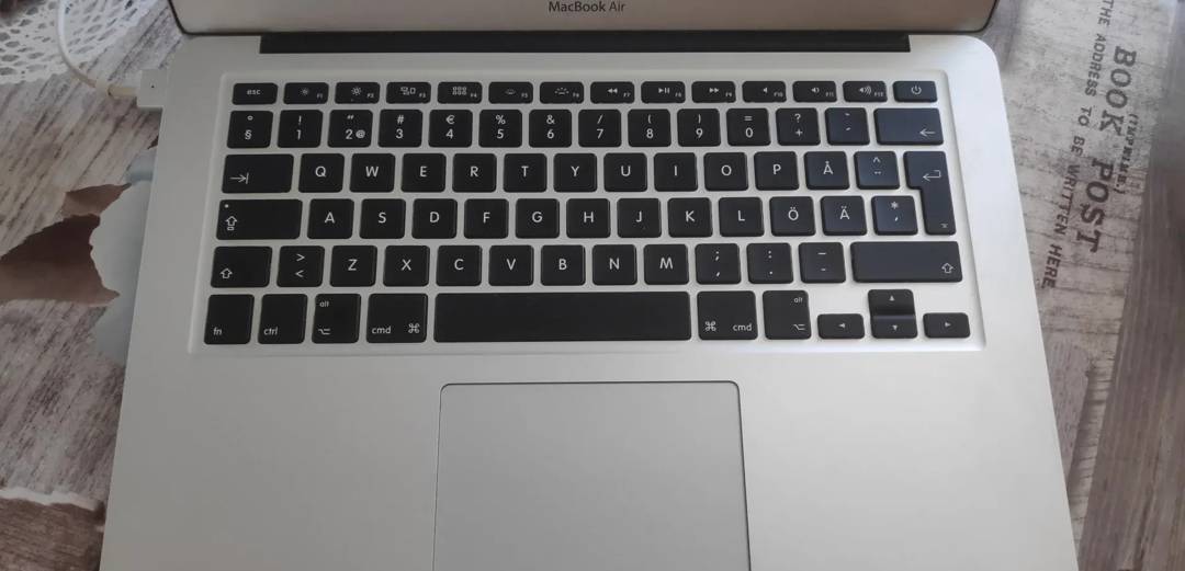 Палмрест с клавиатура Apple MacBook Air 13 A1466 (Mid 2012)