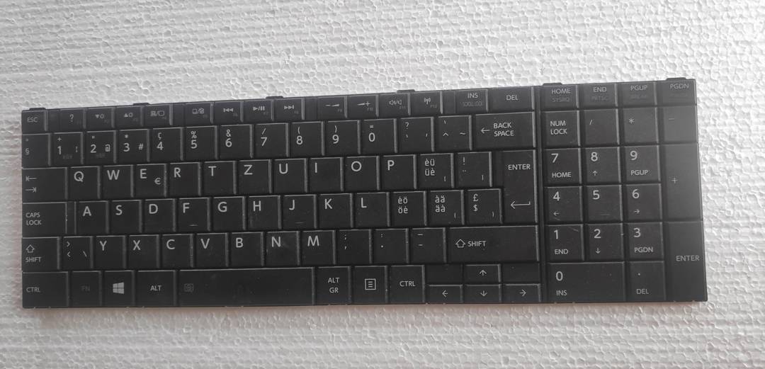 Клавиатура для ноутбука Toshiba Satellite C850-1DX
