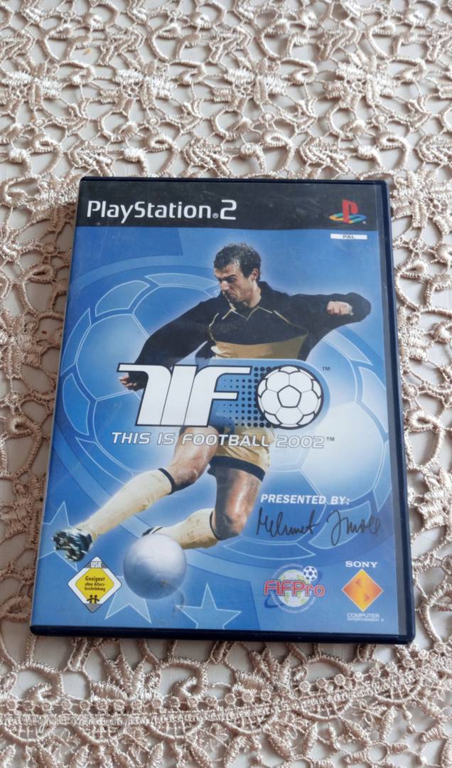 PS2 game FIFA 2002
