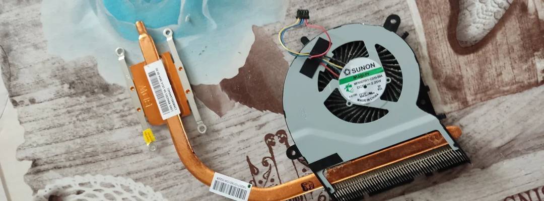Kuler sa hladnjakom Asus R511L