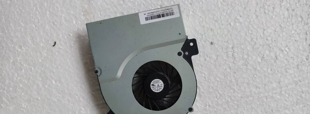 Kuler za laptop Asus R500V