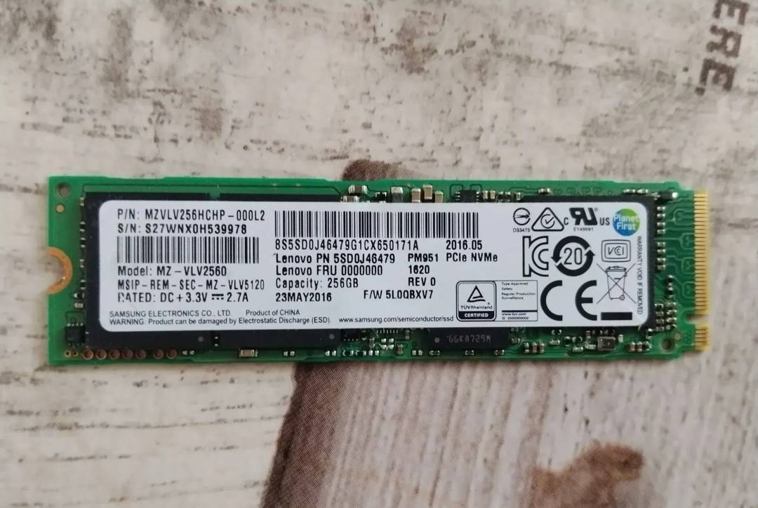 SSD Samsung 256 GB NVMe