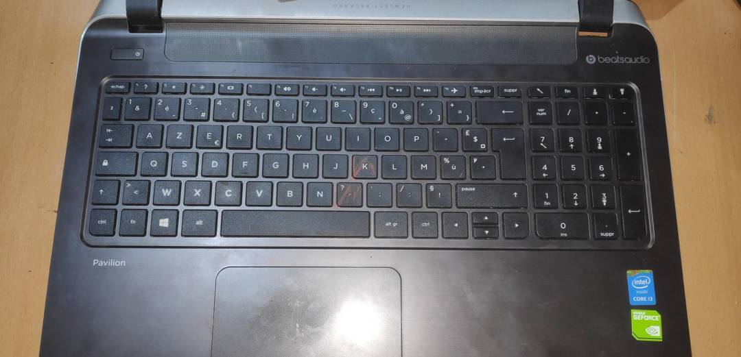 Части за лаптоп HP Pavilion 15-p228n1