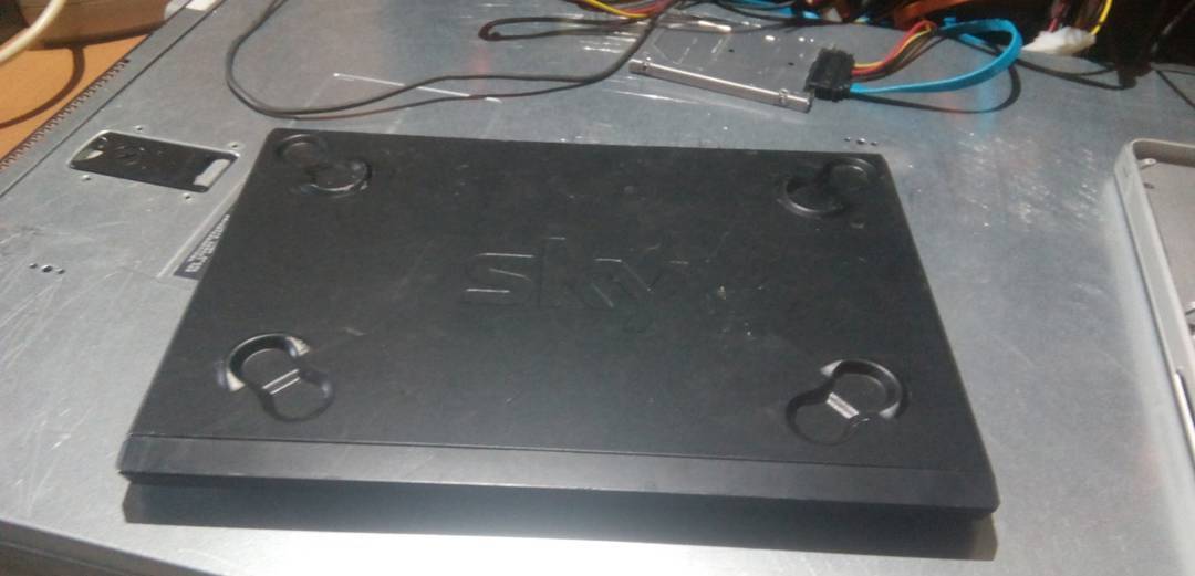 Külső merevlemezház 2.5" SATA eSATA