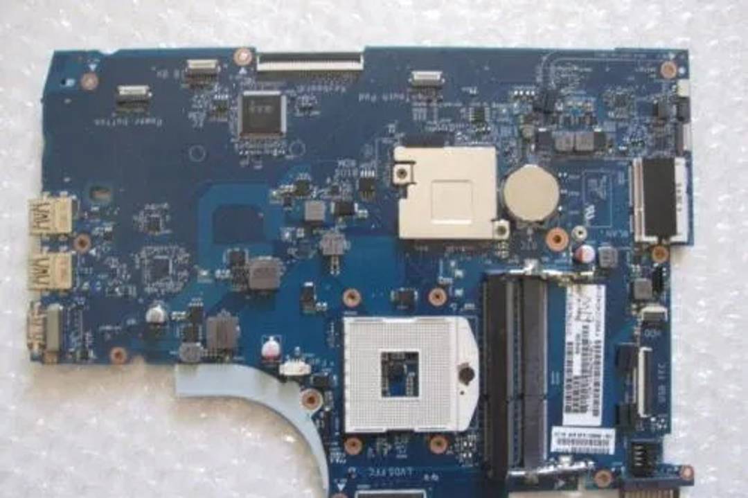 Laptop alaplap HP Envy TouchSmart 15-j182so i7-4700 / GT 740 2 GB