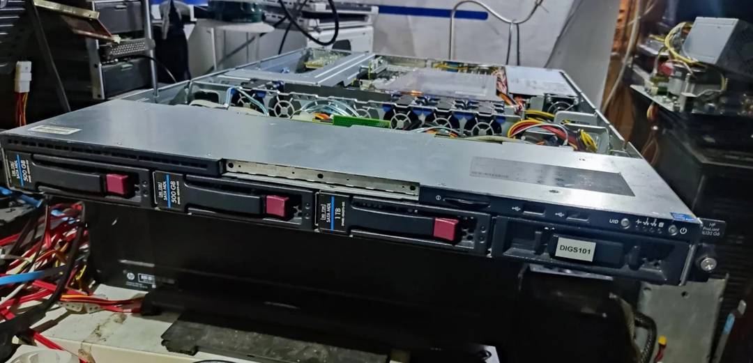Szerver HP ProLiant DL120 Xeon X3450 / 12 GB