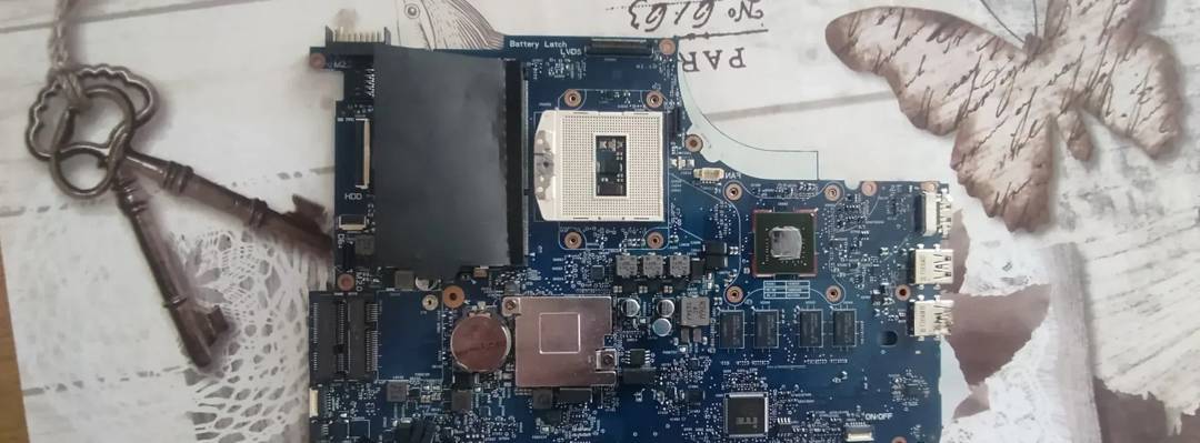 Laptop alaplap HP Envy TouchSmart 15-j182so