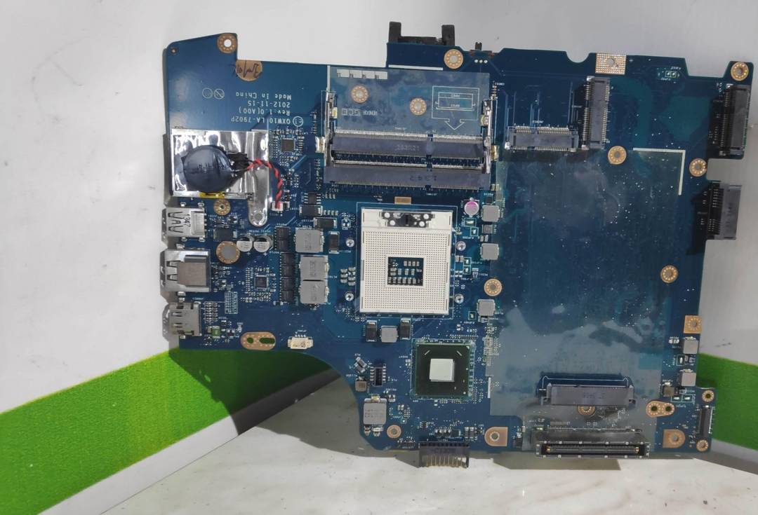 Matična ploča za laptop Dell Latitude E5530 P28G-001