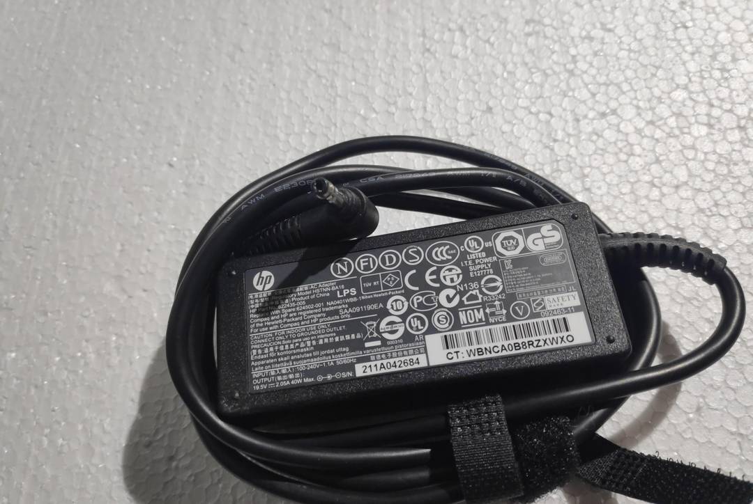 Зарядно за лаптоп HP 19.5 V 2.5 A