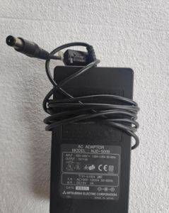 Зарядно за лаптоп Mitsubishi 15 V 4 A — Beograd