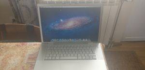 Ноутбук Apple MacBook Pro 15 Core 2 Duo 2.33 GHz / 2 GB / 250 GB HDD — Beograd