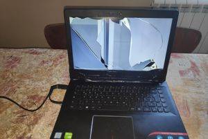 Части за лаптоп Lenovo IdeaPad 500S — Beograd