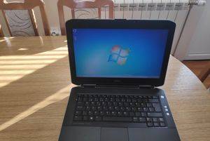 Laptop Dell Latitude E5430 Celeron B840 / 4 GB / 320 GB HDD — Beograd