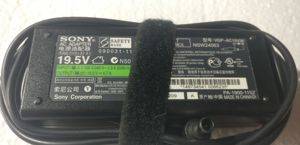 Зарядно за лаптоп Sony 19 V 4.7 A — Beograd