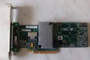 Krmilnik RAID Intel RS2BL040 4-port SAS 6 Gb/s PCIe x8 — Beograd