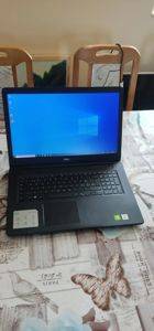 Ноутбук Dell Inspiron 17 3000 i7-1065G7 / 8 GB / 256 GB SSD — Beograd