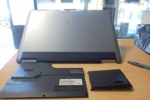 Delovi za laptop Asus F3S — Beograd