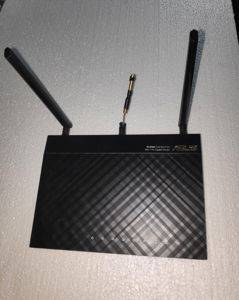 Router Wi-Fi ASUS RT-AC66U Gigabit — Beograd