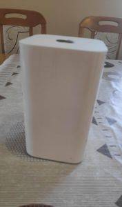 WiFi ruter Apple AirPort Extreme A1521 EMC 2703 — Beograd