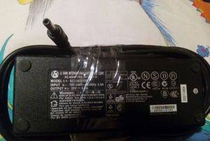 Зарядно за лаптоп LiShin 20 V 6 A 120 W — Beograd