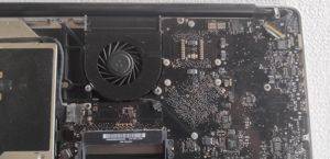 Материнская плата для ноутбука Apple MacBook Pro 15 A1286 (Mid 2009) Core 2 Duo P8700 — Beograd