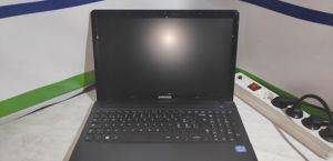 Части за лаптоп Samsung NP270E5G — Beograd