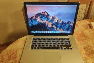 Ноутбук Apple MacBook Pro 15 (2011) i7 / 500 GB HDD — Beograd