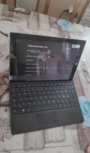 Laptop 2 în 1 Microsoft Surface 3 Atom x7-Z8700 / 4 GB — Beograd