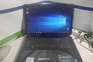 Laptop Asus K70IJ Celeron 1.9 GHz / 3 GB / 500 GB HDD — Beograd