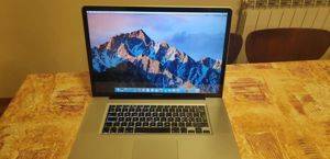 Ноутбук Apple MacBook Pro 17 (Early 2011) i7 2.2 GHz / 8 GB / 750 GB HDD — Beograd