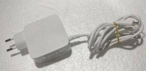 Захранващ адаптер Click 12 V 1.5 A — Beograd