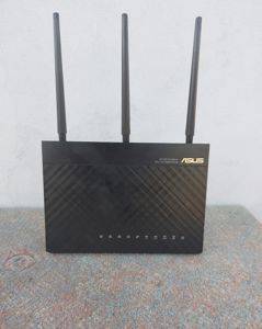 Router Wi-Fi ASUS RT-AC68U AC1900 Dual Band — Beograd