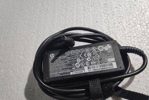 Punjač za laptop HP 19.5 V 2.5 A — Beograd