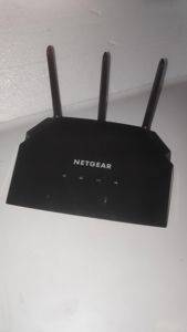 Wi-Fi-роутер Netgear R6850 AC2000 Dual Band — Beograd