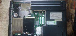 Запчастини для ноутбука Fujitsu Siemens Amilo M3438G 17" — Beograd