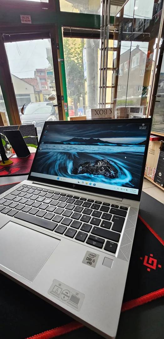 Laptop HP EliteBook 830 G7 — i5 10310U, 16 GB RAM, 240 GB SSD