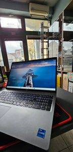 Laptop Dell Latitude 5520 — i7 1185G7, 16 GB RAM, ecran tactil — Jagodina