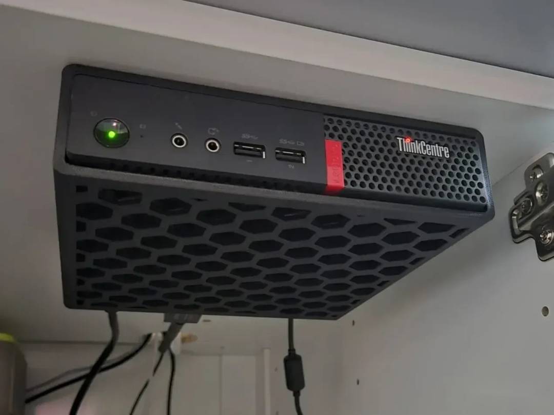 Кріплення для Lenovo ThinkCentre Tiny — настінне або 10" rack