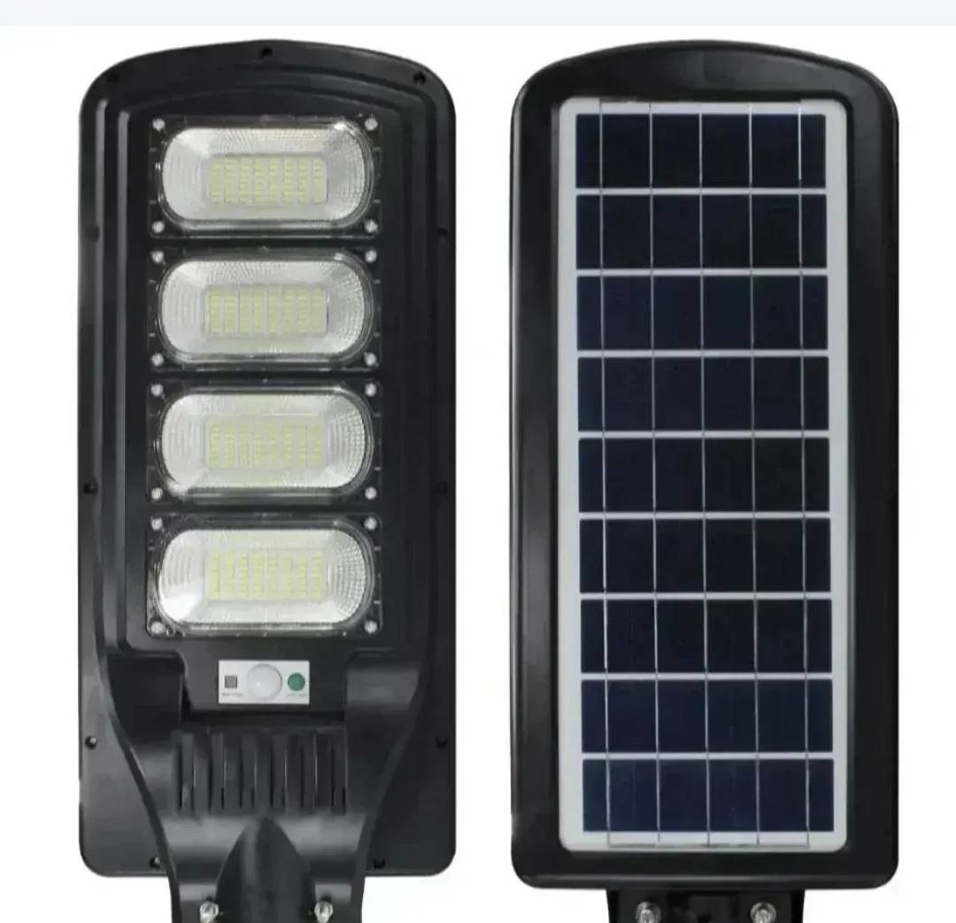 Napelemes LED utcai lámpa távirányítóval, 150–300 W