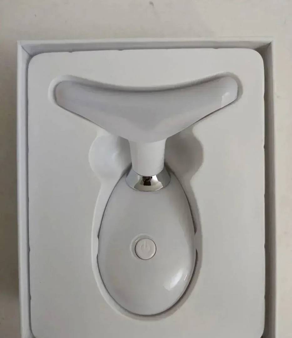 ES-1081 arc- és nyakmasszírozó LED-fénnyel és melegítéssel