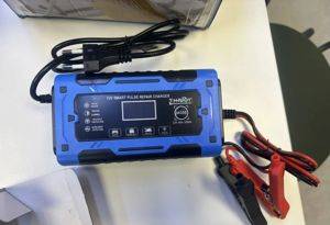 12 V / 6 A Battery Charger with Pulse Repair Function — Beograd