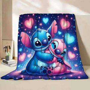 Stitch-Decke 150 × 200 cm, verschiedene Designs — Beograd