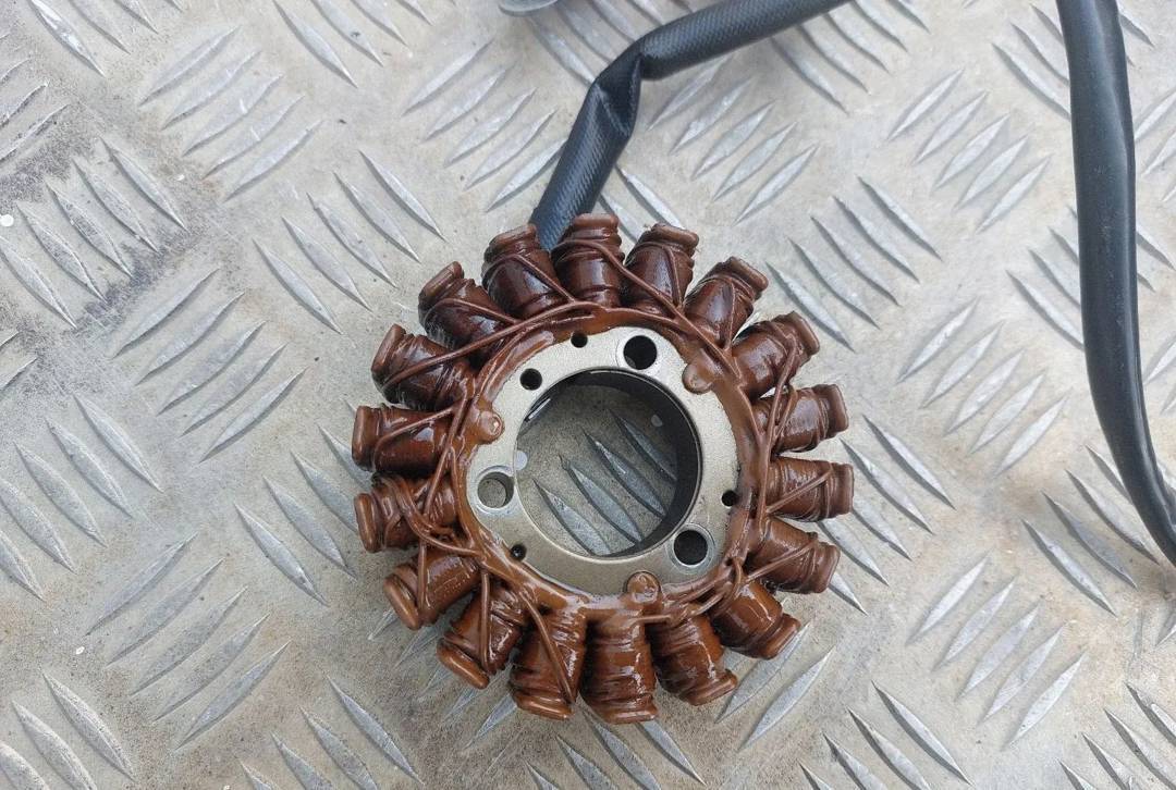 Stator (namoti) za Aprilia Leonardo 150