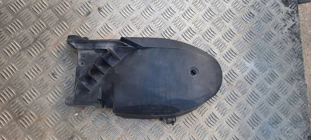 Plastika na dekli (poklopcu varijatora) za Malaguti Madison 150