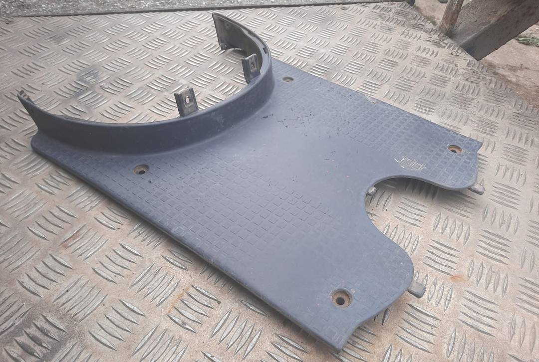 Platformă pentru picioare pentru Piaggio Free