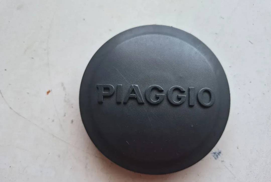 Plastični poklopac dekle varijatora za Piaggio Fly 125 4T 3V