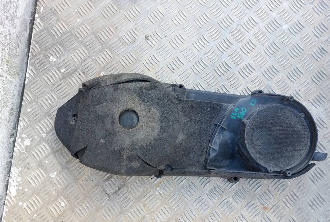 Plastika br. 23 za Aprilia Scarabeo 500 — crna